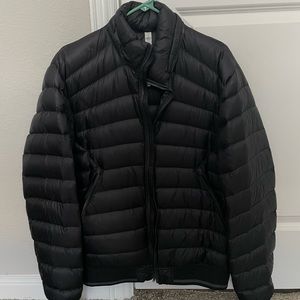 Black puffy Lululemon jacket - Men’s Medium